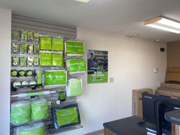 Extra Space Storage - 6404 - Memphis - Lamar Ave - 3951 Lamar Avenue