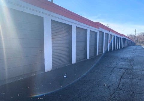 Extra Space Storage - 6404 - Memphis - Lamar Ave - 3951 Lamar Avenue