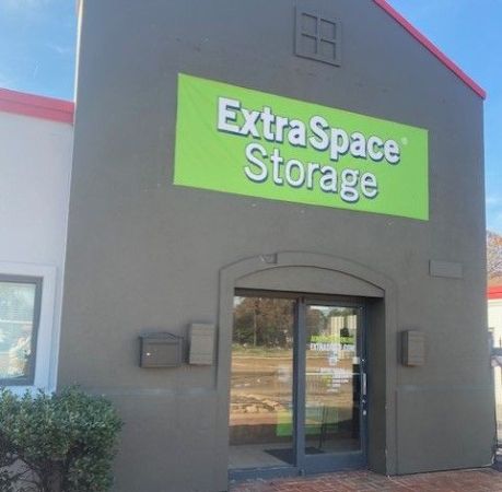 Extra Space Storage - 6404 - Memphis - Lamar Ave - 3951 Lamar Avenue