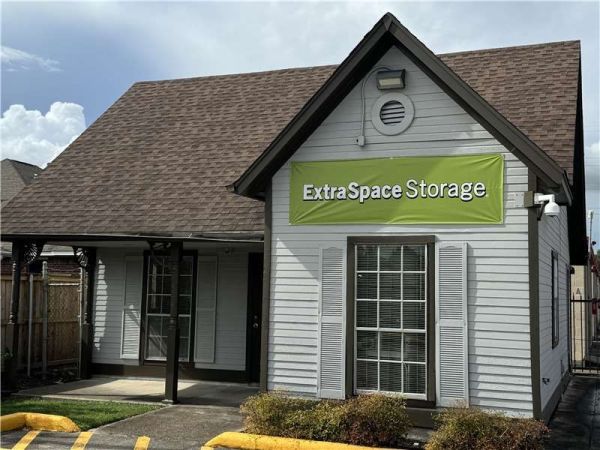 Extra Space Storage - 6415 - Pasadena - 941 Fairmont Pkwy - 941 Fairmont Parkway