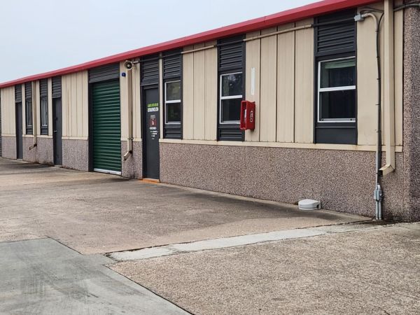 Extra Space Storage - 6433 - Tomball - Timkin Rd - 632 Timkin Road