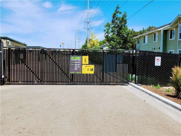 Extra Space Storage - 6432 - Nampa - N Broadmore Way - 430 North Broadmore Way