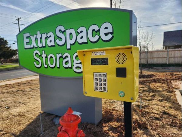Extra Space Storage - 6371 - Oklahoma City - NW 63rd St - 4641 Northwest 63rd Street