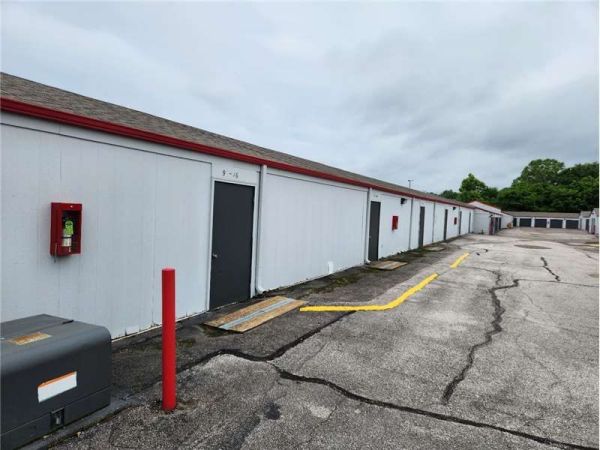 Extra Space Storage - 6397 - Memphis - Covington Pike - 1961 Covington Pike