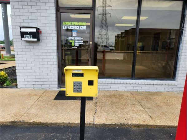 Extra Space Storage - 6397 - Memphis - Covington Pike - 1961 Covington Pike