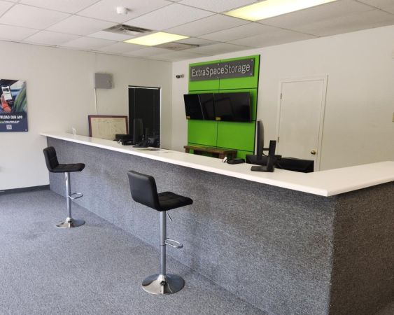 Extra Space Storage - 6416 - Kansas City - Marion Ridge - 9600 Marion Ridge