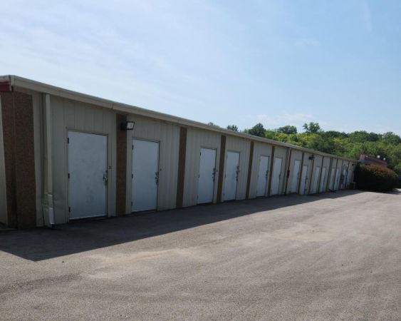 Extra Space Storage - 6416 - Kansas City - Marion Ridge - 9600 Marion Ridge