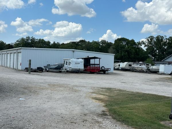 American Sportsman Boat & RV Storage - 1707 County Road 129