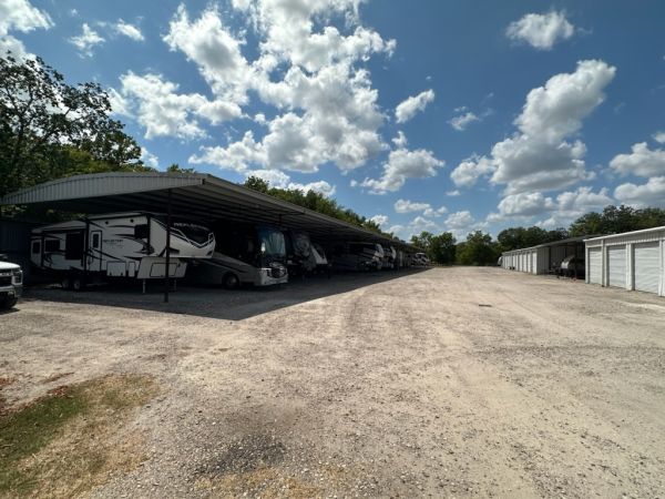American Sportsman Boat & RV Storage - 1707 County Road 129