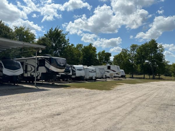 American Sportsman Boat & RV Storage - 1707 County Road 129
