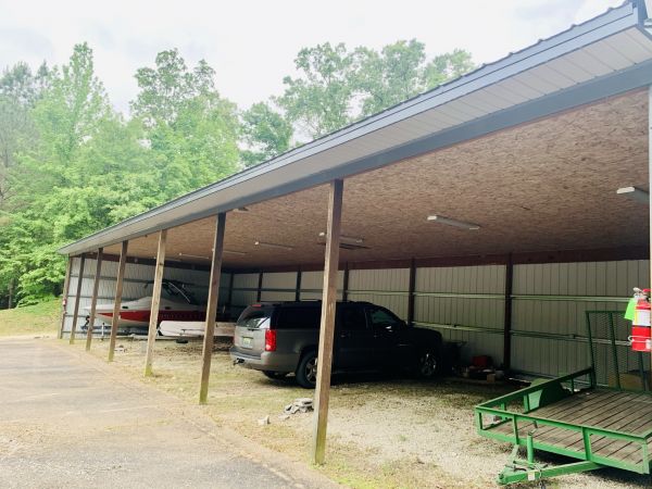 Tupelo Lock Storage - 904 Lawndale Drive