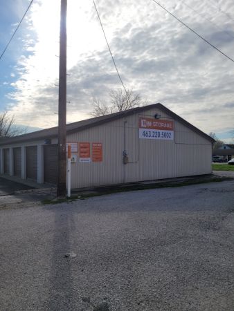 Mini Mall Storage - Cloverdale - 52 + 54E Water St - 54 East Water Street