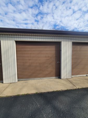 Mini Mall Storage - Cloverdale - 52 + 54E Water St - 54 East Water Street