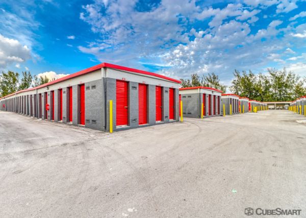 CubeSmart Self Storage FL Hallandale Beach Ansin Blvd - 450 Ansin Boulevard