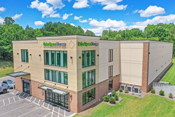 Extra Space Storage - 6418 - Auburn - E Glenn Ave - 2357 East Glenn Avenue