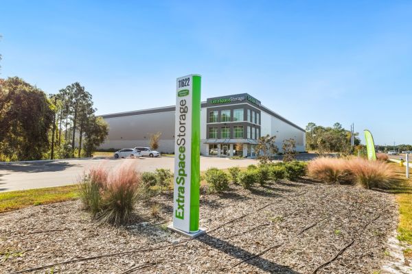 Extra Space Storage - 7815 - Hudson - State Rd 52 - 11622 State Road 52