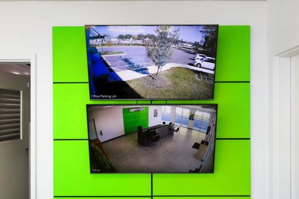 Extra Space Storage - 7815 - Hudson - State Rd 52 - 11622 State Road 52