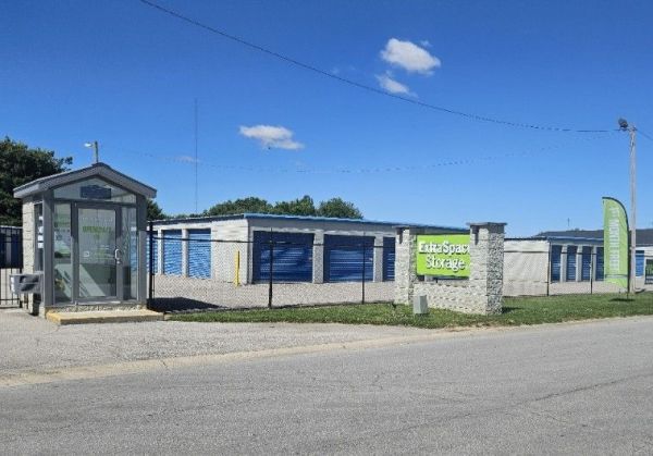 Extra Space Storage - 2102 - Martinsville - Industrial Dr - 49 Industrial Drive