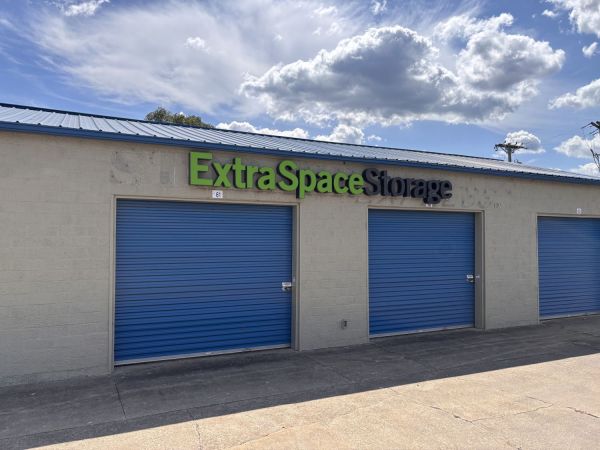 Extra Space Storage - 2175 - Edinburgh - County Line Rd - 305 West County Line Road