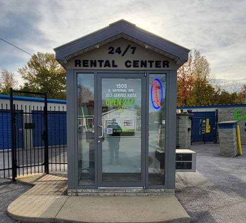Extra Space Storage - 2116 - Brazil - Murphy Ave - 10 South Murphy Avenue