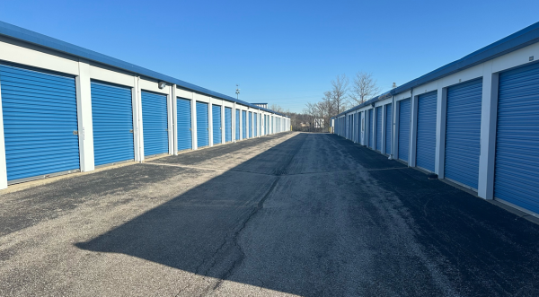 Extra Space Storage - 3273 - Cincinnati - Robertson Ave - 2950 Robertson Avenue