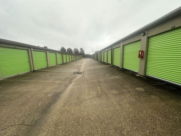 Extra Space Storage - 3218 - New Orleans - General DeGaulle Dr - 3200 General De Gaulle Drive