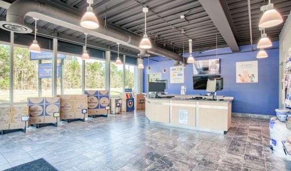Extra Space Storage - 3259 - Mobile - 8781 Airport Blvd - 8781 Airport Boulevard
