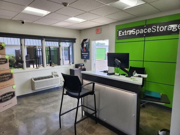 Extra Space Storage - 3580 - North Brunswick - Livingston Ave - 1555 Livingston Avenue