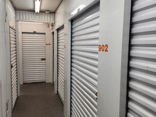 Extra Space Storage - 3580 - North Brunswick - Livingston Ave - 1555 Livingston Avenue