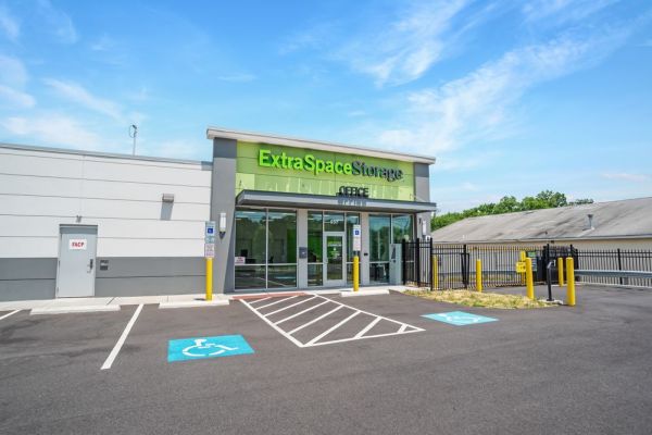 Extra Space Storage - 7479 - Morrisville - 957 Lincoln Hwy - 957 Lincoln Highway