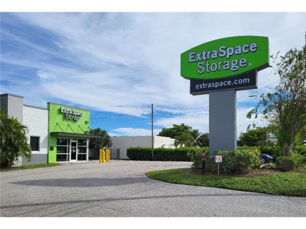 Extra Space Storage - 1069 - West Palm Beach - 2300 N Military Trail - 2300 North Military Trail