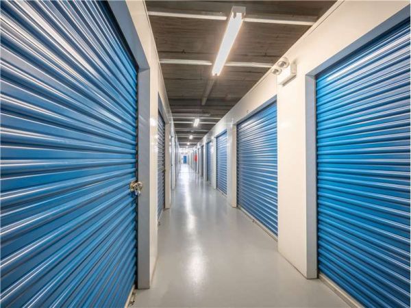 Extra Space Storage - 8129 - Bedford Park - 67th Street - 4821 West 67th Street