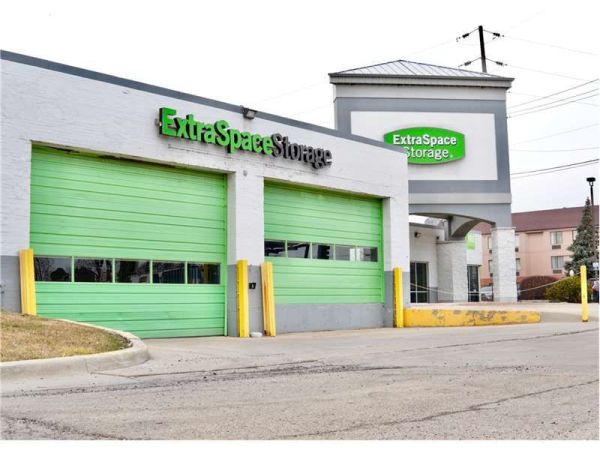 Extra Space Storage - 8129 - Bedford Park - 67th Street - 4821 West 67th Street