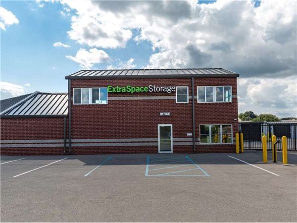Extra Space Storage - 8736 - Indianapolis - Allisonville Rd - 4410 Allisonville Road