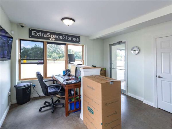 Extra Space Storage - 8736 - Indianapolis - Allisonville Rd - 4410 Allisonville Road