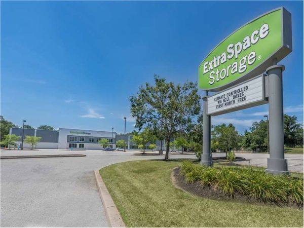 Extra Space Storage - 8946 - Claymont - Philadelphia Pike - 2105 Philadelphia Pike
