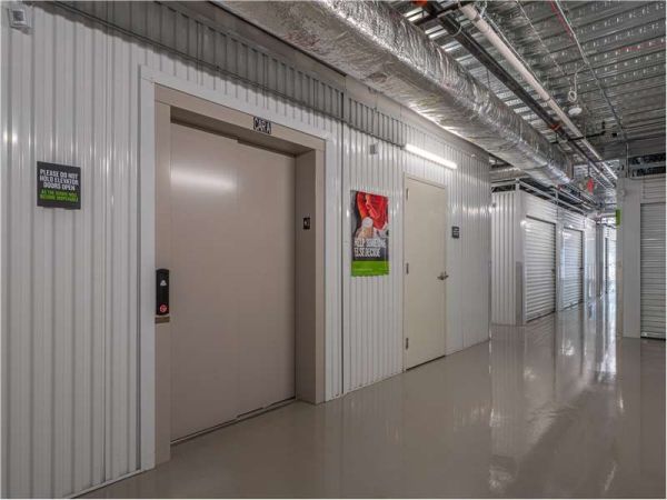 Extra Space Storage - 7018 - Buda - FM 967 - 2550 Farm to Market Road 967