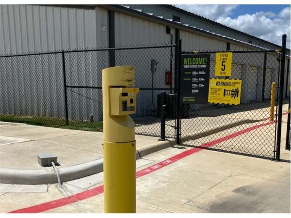 Extra Space Storage - 7018 - Buda - FM 967 - 2550 Farm to Market Road 967