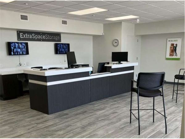Extra Space Storage - 7018 - Buda - FM 967 - 2550 Farm to Market Road 967