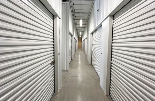 Lockaway Storage - 2534 - 4560 Venture Drive