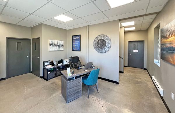 Lockaway Storage - 2534 - 4560 Venture Drive