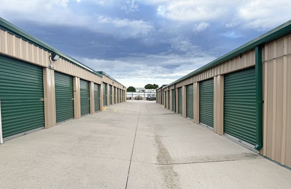 Lockaway Storage - Gateway - 316 Basher Drive