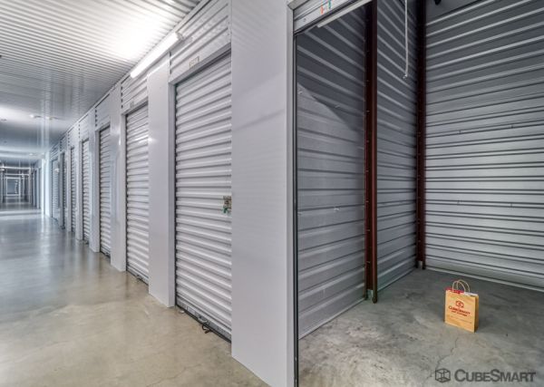 CubeSmart Self Storage TX Pearland Kirby Dr. - 3200 Kirby Drive