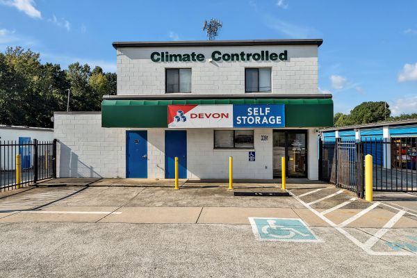Devon Self Storage Decatur, GA - 3391 North Druid Hills Road