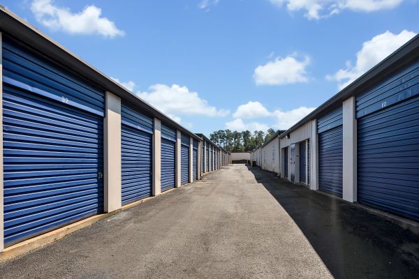Devon Self Storage - 41002 - MARIETTA - 1515 Cobb Parkway Southeast
