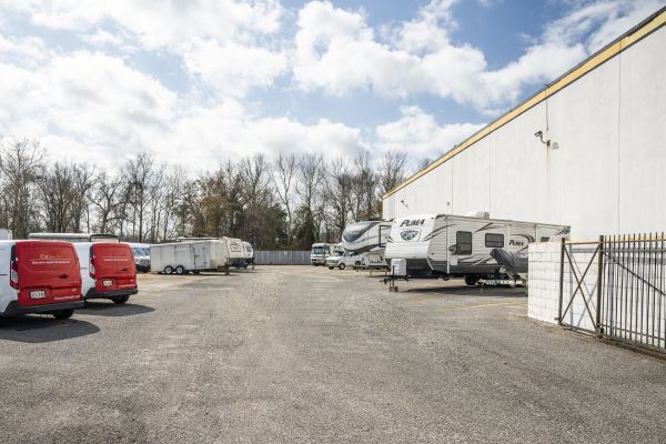 Devon Self Storage - 9237 - JEFFERSON HWY - 10770 Jefferson Highway