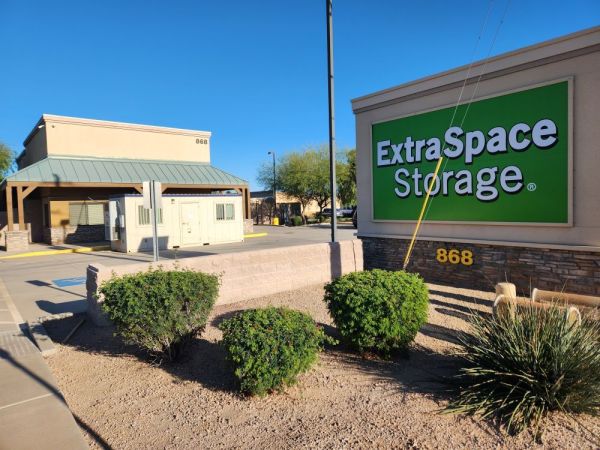 Extra Space Storage - 3756 - San Tan Valley - Hunt Hwy - 868 East Hunt Highway