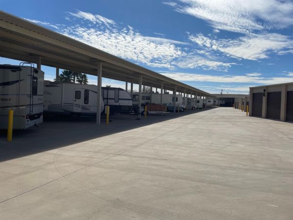 Extra Space Storage - 3756 - San Tan Valley - Hunt Hwy - 868 East Hunt Highway