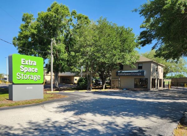 Extra Space Storage - 3678 - Lutz - State Road 54 - 21731 Florida 54