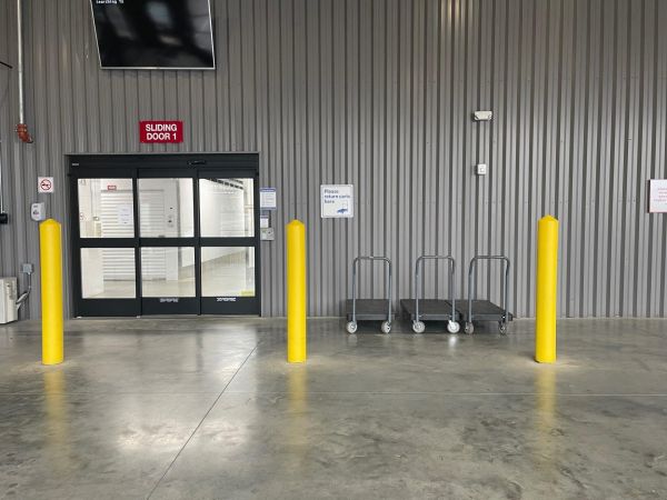 Extra Space Storage - 3880 - Waltham - 171 Bear Hill Rd - 171 Bear Hill Road